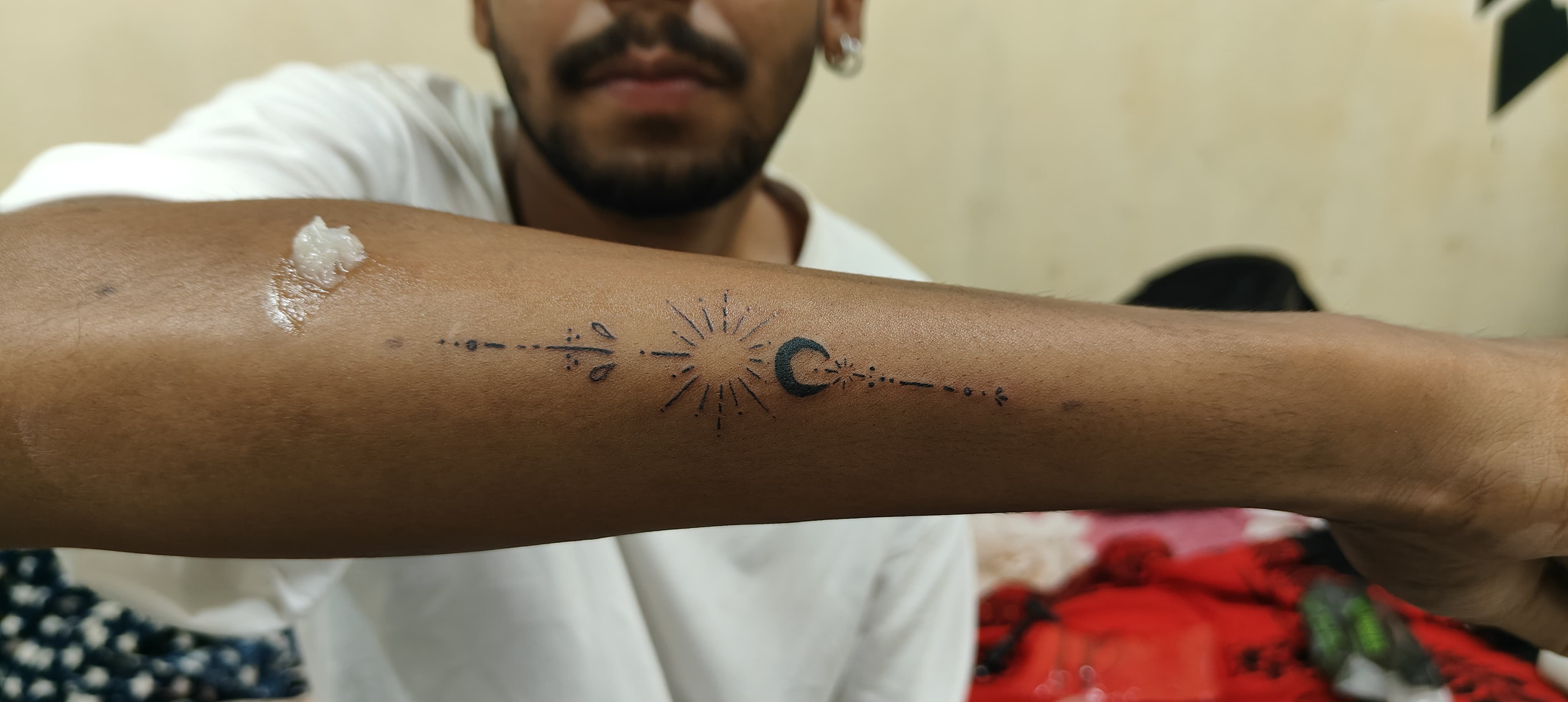sun moon and text
