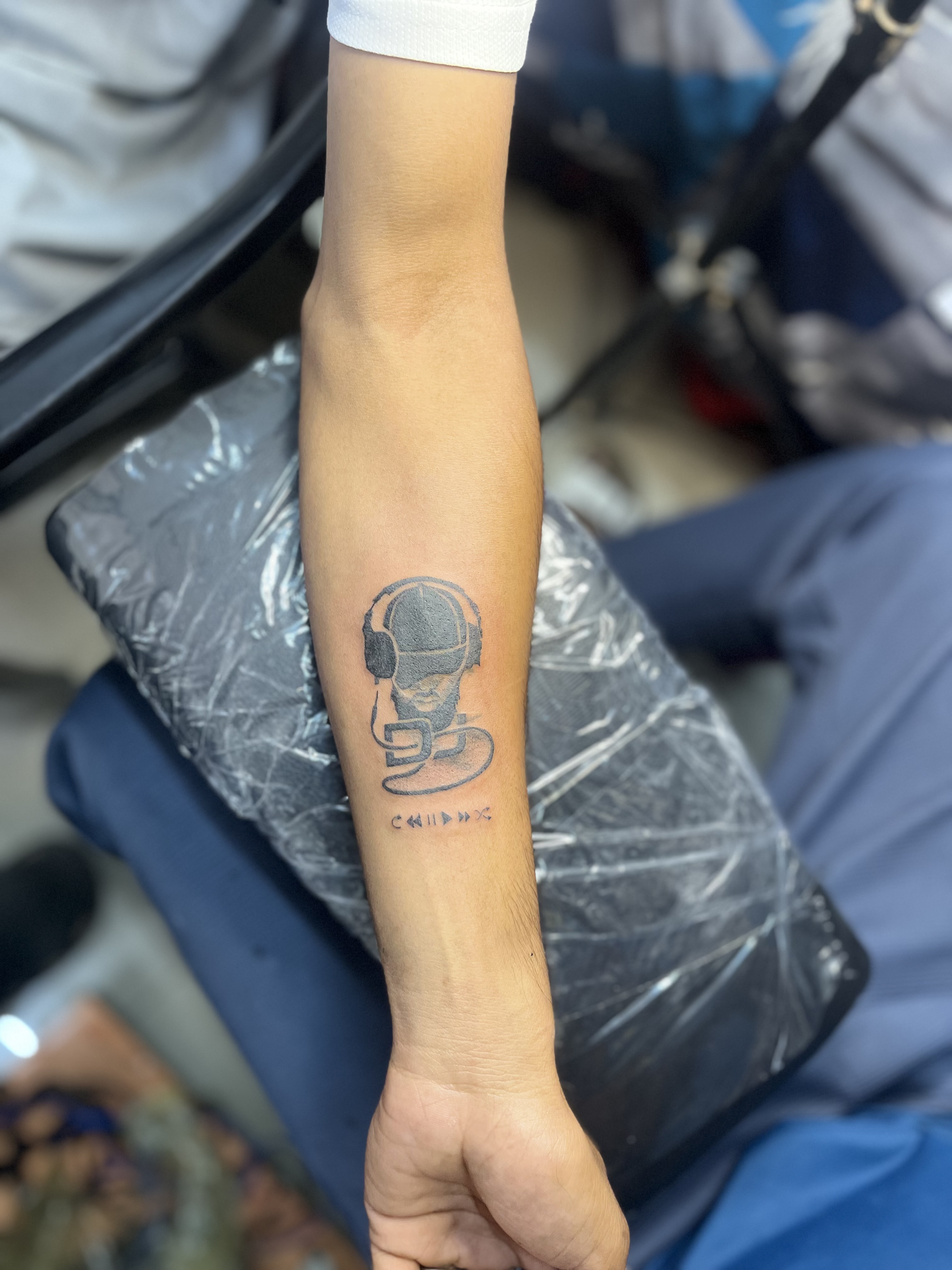 Dj